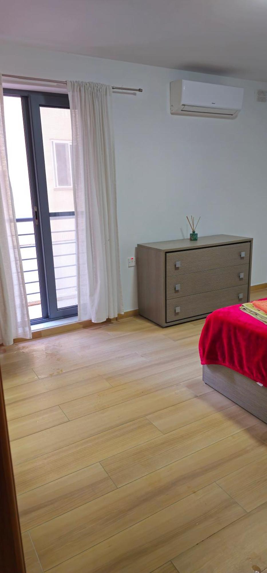 3 Floors Villa On Promenade 4 Bedrooms 3 Bathrooms Σλιέμα Εξωτερικό φωτογραφία