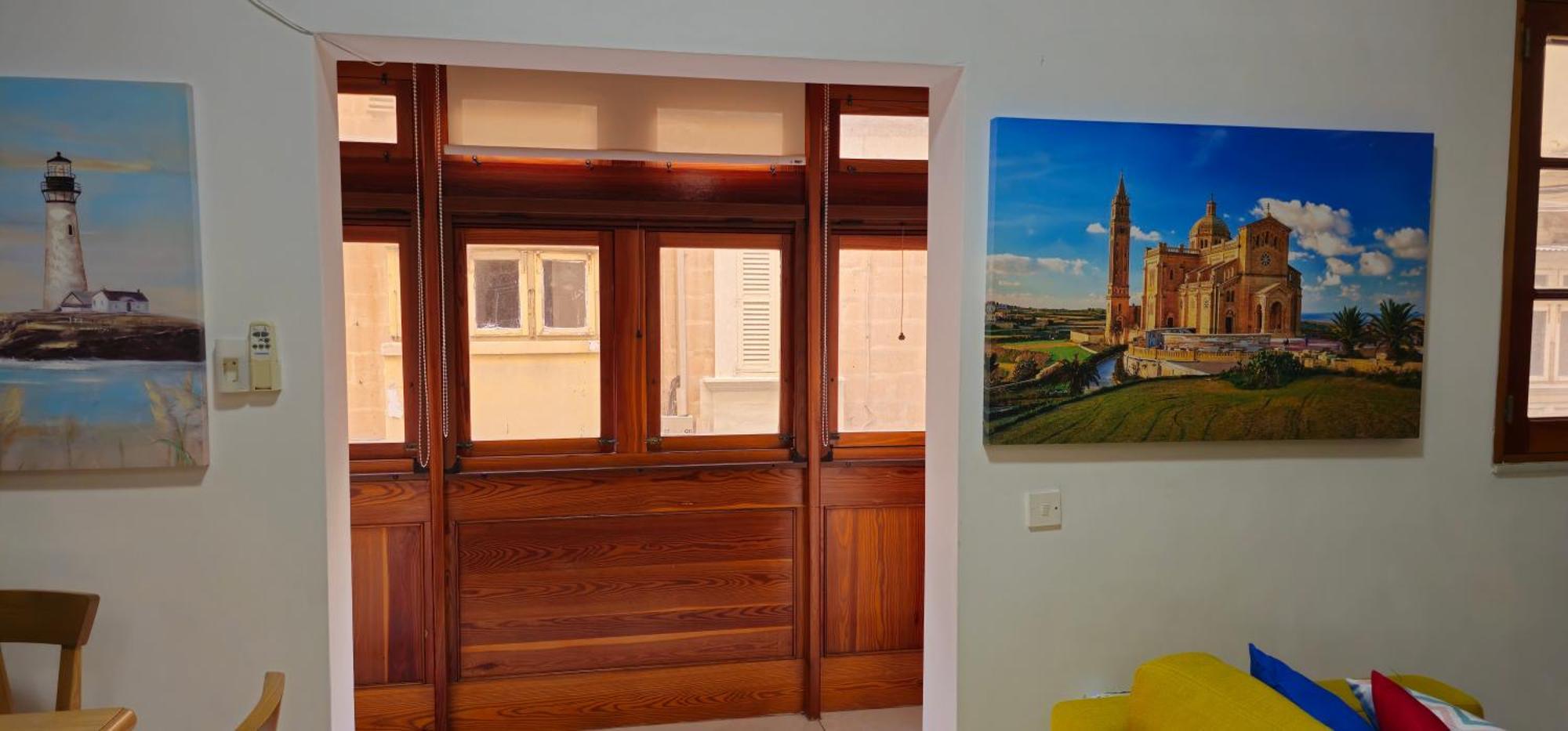 3 Floors Villa On Promenade 4 Bedrooms 3 Bathrooms Σλιέμα Εξωτερικό φωτογραφία