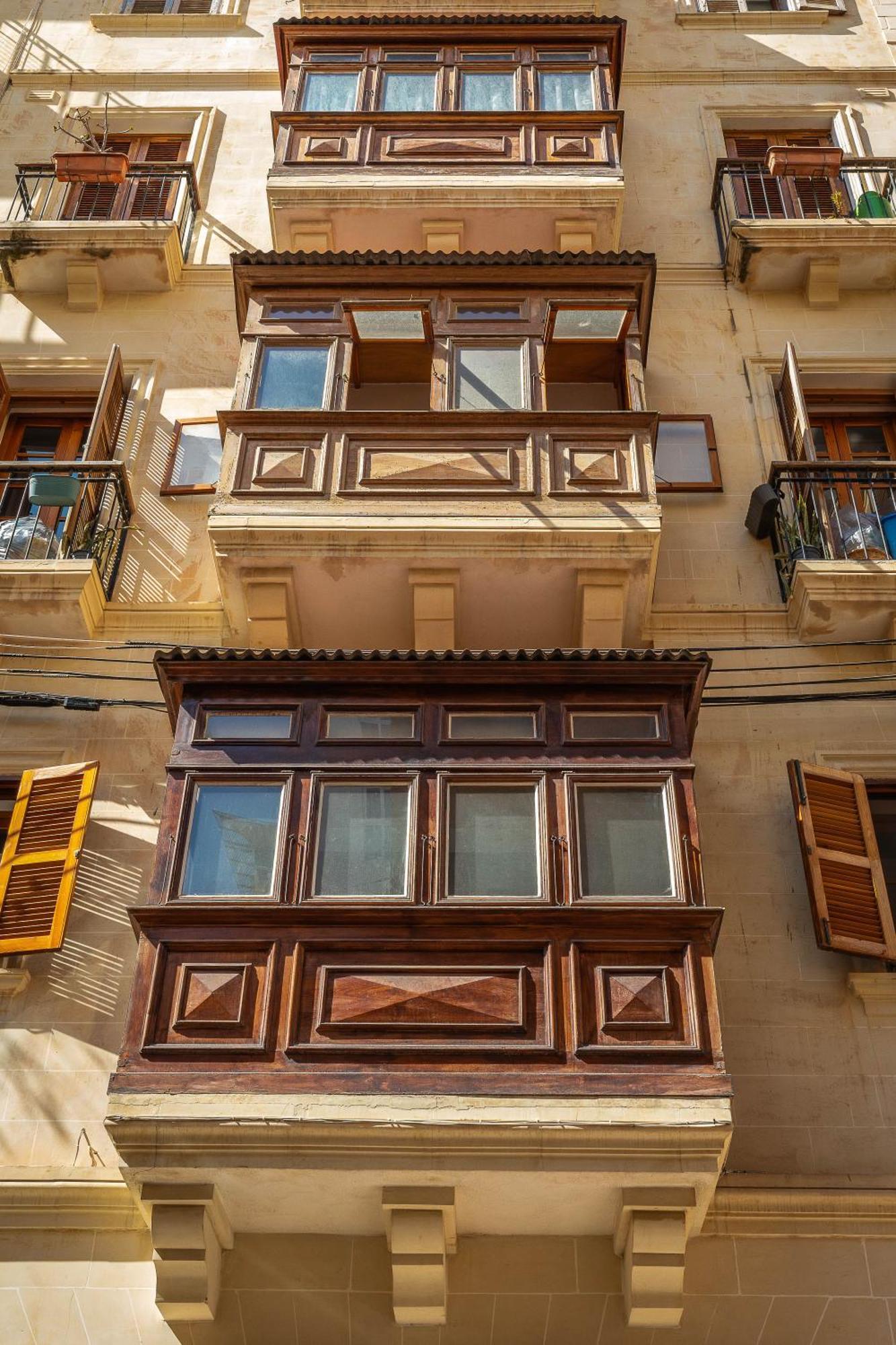 3 Floors Villa On Promenade 4 Bedrooms 3 Bathrooms Σλιέμα Εξωτερικό φωτογραφία
