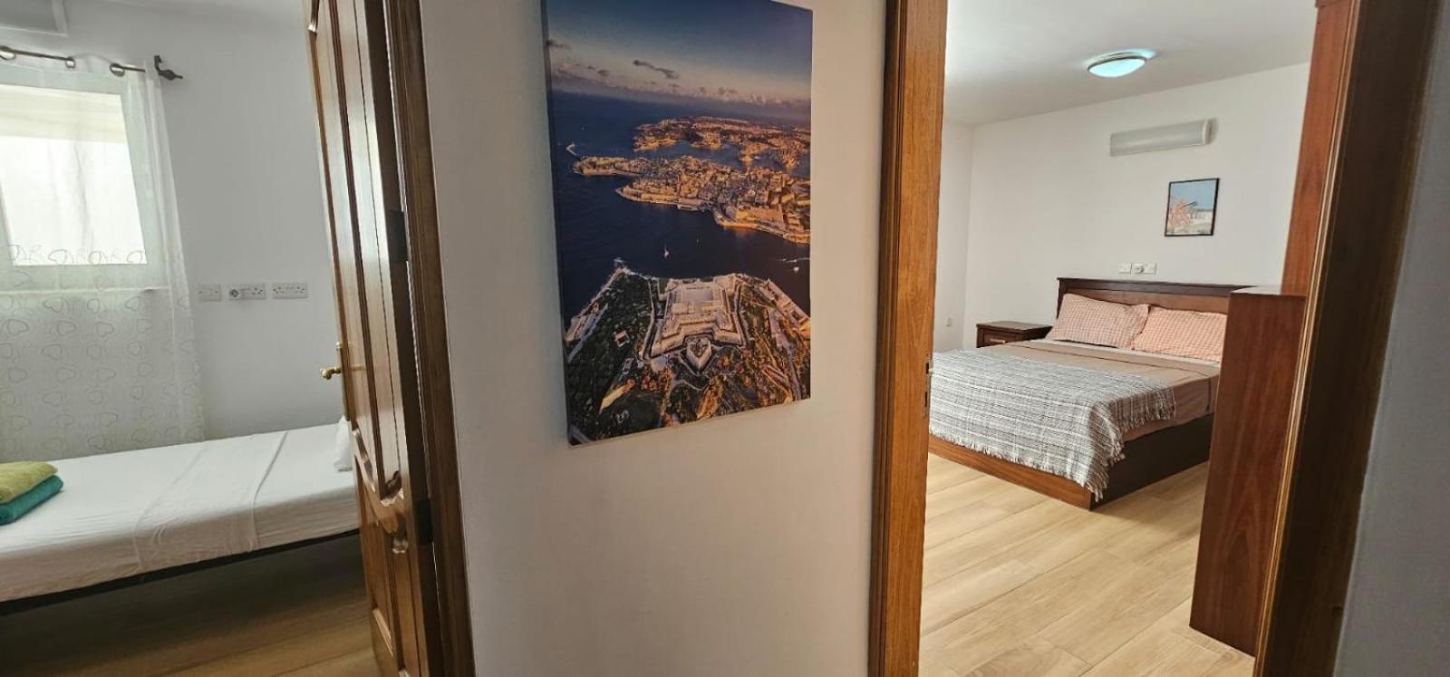 3 Floors Villa On Promenade 4 Bedrooms 3 Bathrooms Σλιέμα Εξωτερικό φωτογραφία