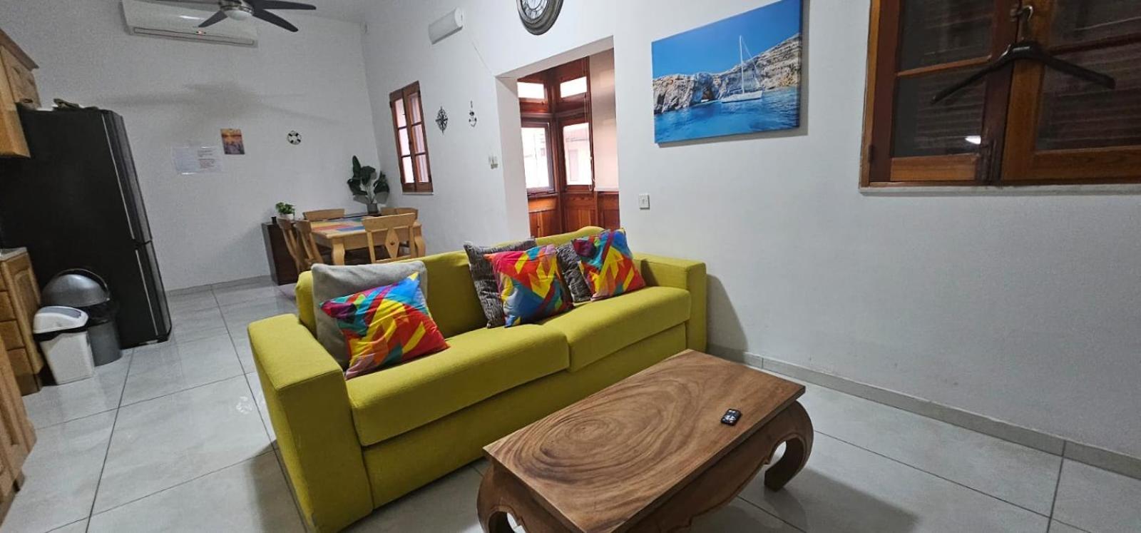 3 Floors Villa On Promenade 4 Bedrooms 3 Bathrooms Σλιέμα Εξωτερικό φωτογραφία